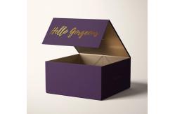 China Recyclable Magnetic Packaging Box For Wigs Clothes Folding Box With Magnetic Closure supplier