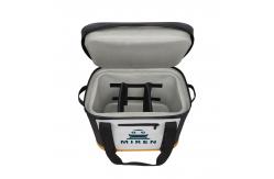China OEM ODM Soft 30 Can Cooler Bag With TPU Waterproof Material supplier