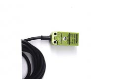 China Small Size Safety Proximity Sensor High Durability IP67 Protection Structure supplier