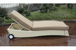 China Adjustable Swimming Pool Side Rattan Sun Lounger , Hand-Woven supplier