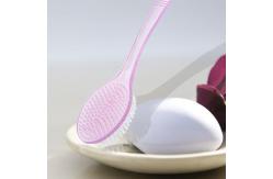 China Back Bath Cleaning Scrub Brush Long Handled Body Back Scrubber For Shower supplier