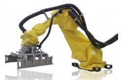 China Fanuc ARC Mate 120iD Welding Robot With CNGBS Customized Robot Protective Suit Cover supplier