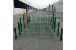 China Curvy 3D Triangle Galvanized Welded Wire Mesh Fence PVC Coated supplier