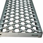 Length 4m Pre Galvanized Steel Safety Diamond Grip Stair Tread for sale