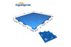 China HDPE Reversible Rackable Plastic Pallets One Piece Injection Molding supplier