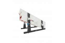 China Durable 300TPH Vibrating Screen With 2 Layers And Large Excitation Force supplier