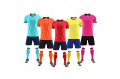 China Personalized Football Training Attire Elevate Your Game with Customized Performance supplier
