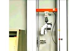 China Electronic Universal Tensile Testing Machine Laboratory Accuracy 0.5 Grade 20Kn supplier