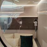4 - 6 People 1.3 ATA Hyperbaric Air Pressurized Cube M Hyperbaric Healing Treatment for sale