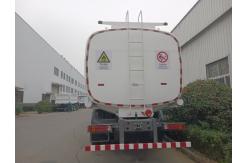 China SINOTRUK HOWO Red Oil Tank Truck 400HP 8×4 12 Wheels High Capacity supplier
