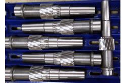 China Right Hand Pinion Helical Transmission Gear Shaft For Shaft Mounted Gearbox supplier