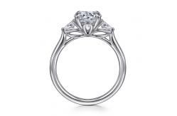 China Lab Diamond Wedding Band VVS Clarity HPHT Round Cut Lab Grown Diamond Ring supplier