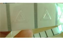 China Transparent 2500pcs Shrink Sleeve Labels Triangle Sticker Roll with Braille supplier