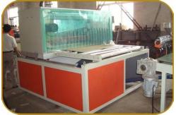 China Recycled PP / PE Food Plastic Sheet Extrusion Machine , Package Sheet Plastic Extruder supplier