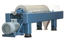 China Innovative Solid Bowl Industrial  Decanter Centrifuge Machine 10~60t/H supplier