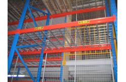 China Corrosion Proof Galvanized Heavy Duty Pallet Racking 50.8mm Pitch supplier