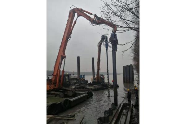 Small Volume Concrete Pile Driving Equipment Low Noise During Construction