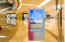 China Intelligence Self Help Automatic Vending Machine For Snack Drink Canned Drinks supplier