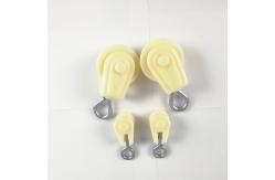 China Ss304 Plastic Nylon Poultry Pulley For Chicken Drinking Water Feeding Line supplier