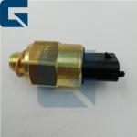 04215774 Excavator SH200 Engine 6BG1 Oil Pressure Sensor for sale