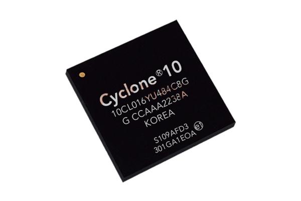 10CL025YU256I7G Embedded Processor BGA-256 Programmable Logic Controller