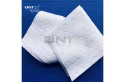 China Absorbent Polyester Spunlace Nonwoven Fabric Disposable Diamond Pattern supplier