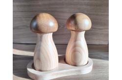 China Mashroom Shape Acacia Wood Salt And Pepper Grinder Set With Manual Adjustable Coarseness supplier