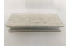 China High Sharpness Wood Finish Aluminium Profiles Low Carbon Environmental Protection supplier