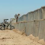 Anti-corrosion & Anti-rust Welding Galvanized Folding Steel Wire Mesh Defensive Barriers for sale