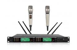 China Performance Microphone True Diversity Wireless System With Pll Combined Technology supplier