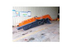 China Enhanced Excavator Telescopic Arm With Standard Bucket For Digging Soil supplier