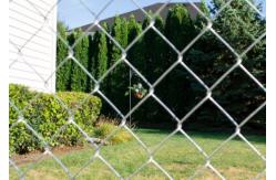 China Galvanized Diamond Chain Link Fencing 2inch 4 Ft 9 Gauge Chain Link Fence supplier