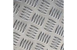 China 3mm 5mm Anti Slip SS Checkered Sheet With Pattern Hot Rolled Stainless Steel Sheet supplier
