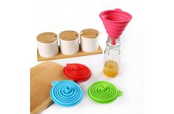 China Heat Resistant BPA Free Silicone Collapsible Funnel For Liquid Transfer supplier