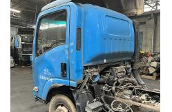 China Isuzu Used Manual Transmission Trucks 4X2 Drive With 6 Tire supplier
