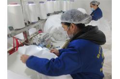 China Disposable Coverall manufacturer