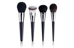 China Durable 4PCS Kabuki Makeup Brush Set For Foundation Blending Blush Concealer supplier