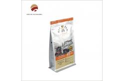 China Tear-Resistant Animal Feed Packaging Bags With Stand Up Design And Zipper Closure supplier