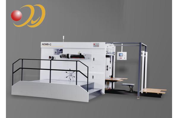 Semi Automatic Paper Die Cutting Machine Corrugated Jigsaw Pictures