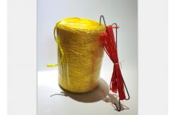 China 10m PP Tomato Trellis Twine With 10PCS J Hooks supplier