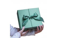China Environmental Paper Boxes with Magnetic Closure and Ribbon Custom Logo Gift Packaging supplier