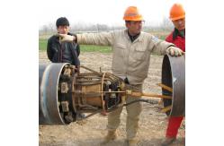 China Adjustable Construction Pipeline Internal Clamp For Steel Pipe Alignment Full Auto supplier