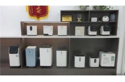 China Portable 1 - 5L Household Oxygen Generator With Nebulizer supplier