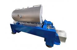 China Titanium Screw Decanter Centrifuge for Industrial Use supplier