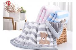 China Thermal Weighted Toddler Warm Baby Blanket Double Layers Cartoon Pattern Polyester Plush Flannel supplier