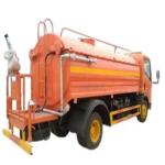 SINOTRUK HOWO 6x4 8x4 Water Tank Trucks 400HP 30000 20000 Liters Capacity With Stainless Steel Body for sale