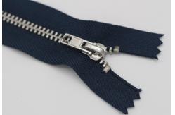 China Personalized Pulls Heavy Duty Parka Zippers , Reversible 7 Inch Separating Zipper supplier