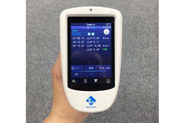 CM-700d UV Light Source D/8° Optical Paint Matching Spectrophotometer