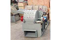 China Two Feeding Ports Tree Branch Wood Crushing Machine For Sawdust supplier