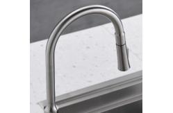 China CUPC Single Handle Gooseneck Kitchen Faucet Extendable Kitchen Tap With Flexible Hose supplier